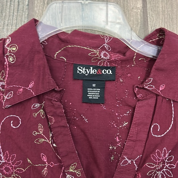 Style & co embroidered top with 3/4 sleeves - Picture 2 of 4
